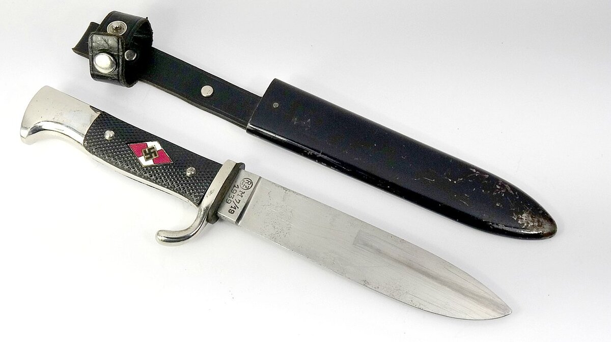Нож hitlerjugend. Нож скаут гитлерюгенд. Клинок гитлерюгенд. Нож скаутов solingen otello. Кинжал гитлерюгенд 1933.