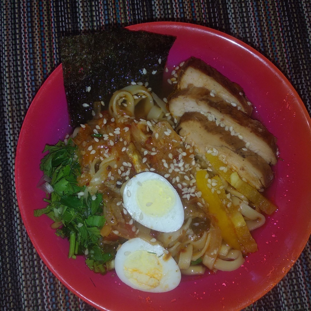 Личная фотография. Как видите, порция другая :)