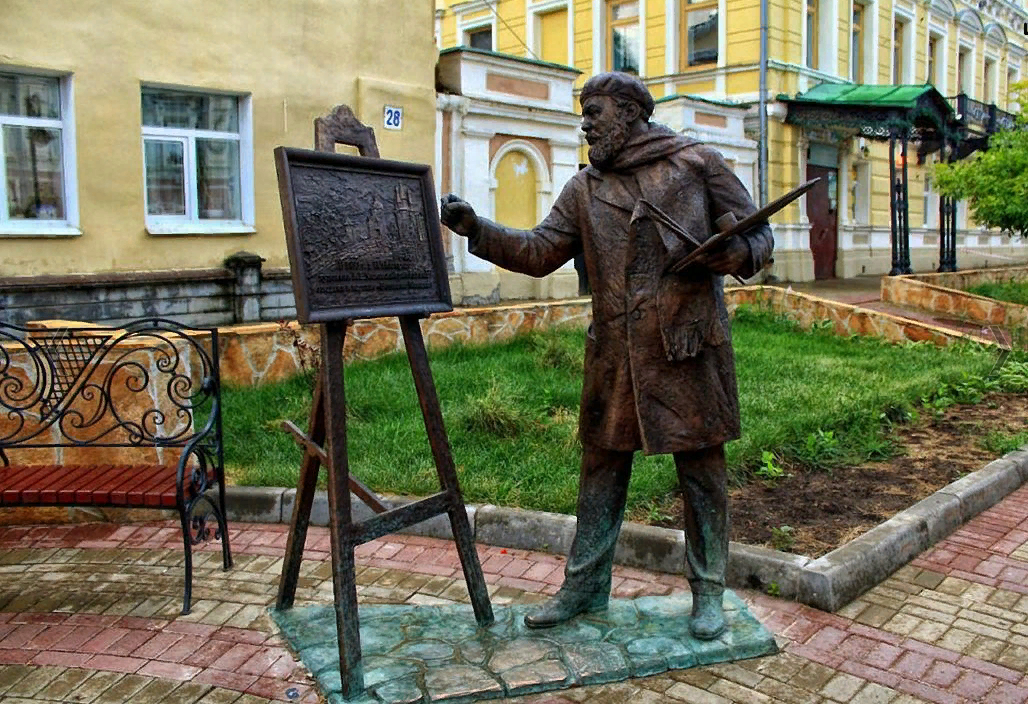 Памятник художнику Маковскому в Нижнем Новгороде. Улица Рождественская Нижний Новгород памятник. Улица Рождественская Нижний Новгород скульптуры. Городская скульптура Нижнего Новгорода.