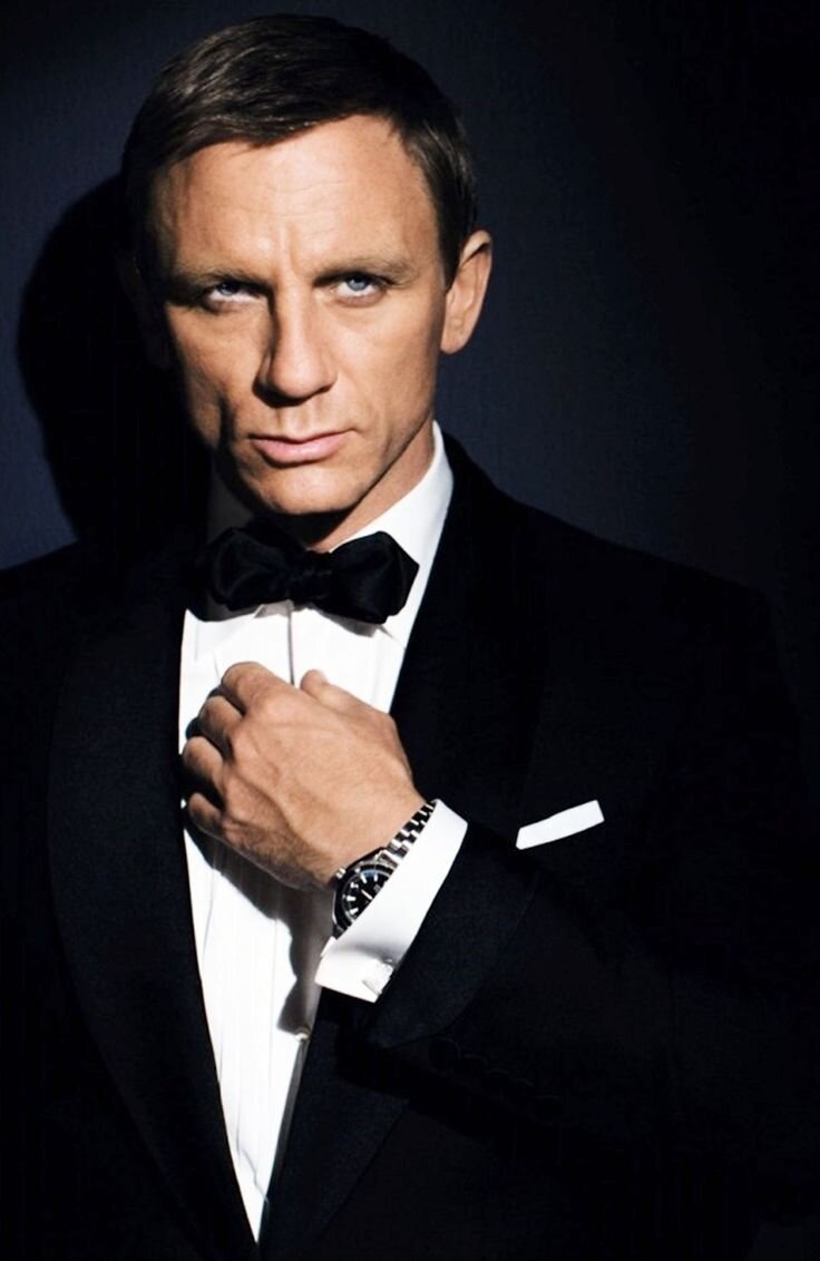 актер 007 гей фото 105