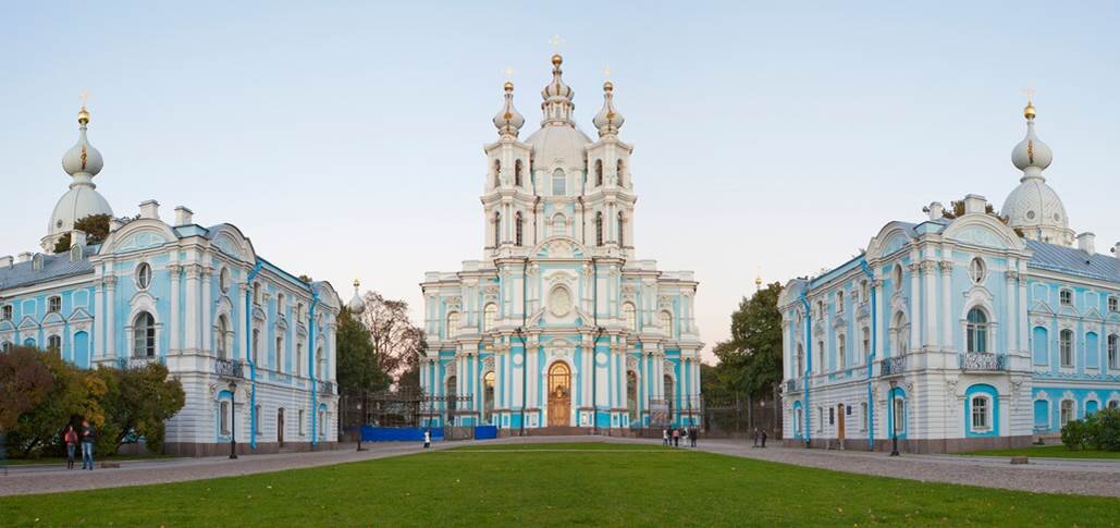 Смольный собор в стиле барокко, Санкт-Петербург, Б. Ф. Растрелли, 1743 г.