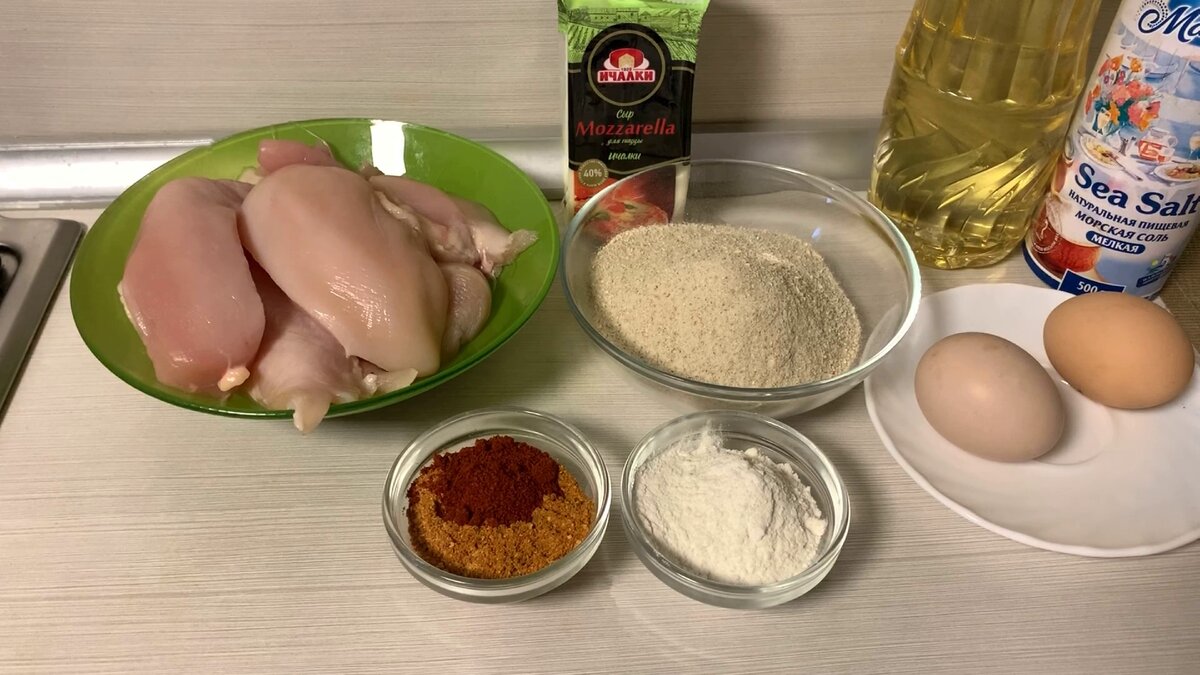 Куриные наггетсы с сыром: рецепт - Лайфхакер