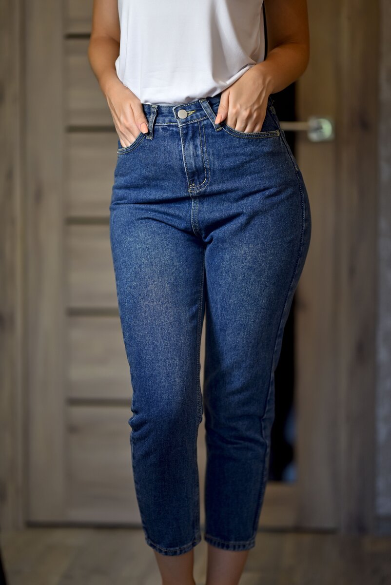 Какие джинсы идут на широкие бедра фото