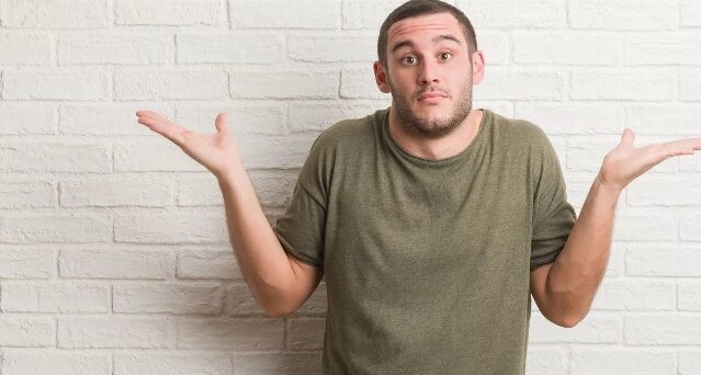 Даже если прописанный в квартире родственник не живет в ней, вы не сможете требовать снижения коммунальной платы.