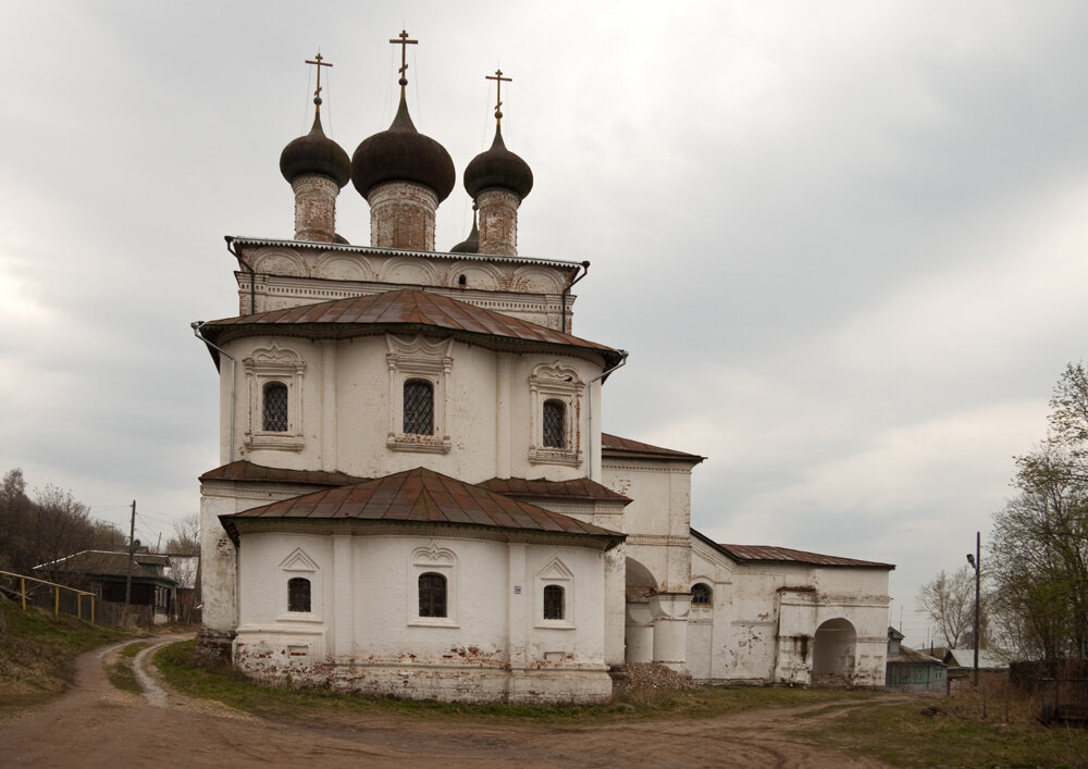 Православная церковь 18 века. Воскресенская Церковь Гороховец. Храм Воскресения Христова Гороховец. Посадские храмы 17 век. Соборы 17 века в России.