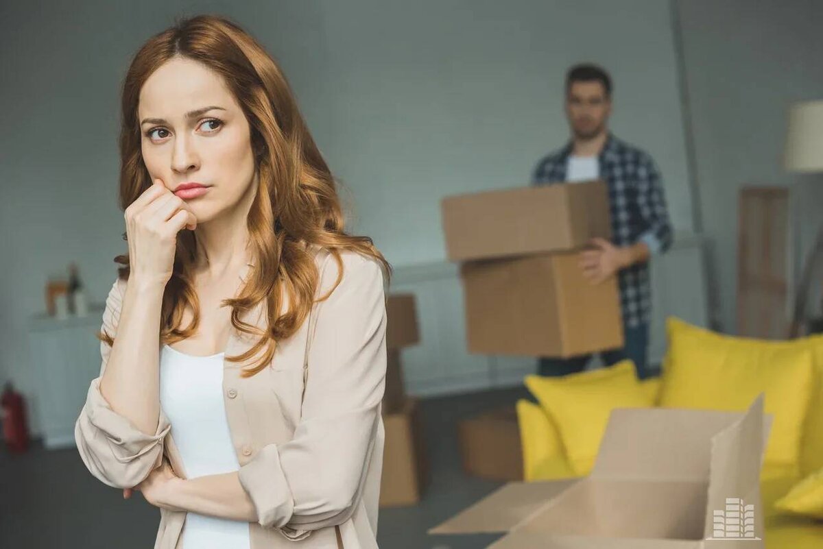 Как же нам тут мебель расставить?