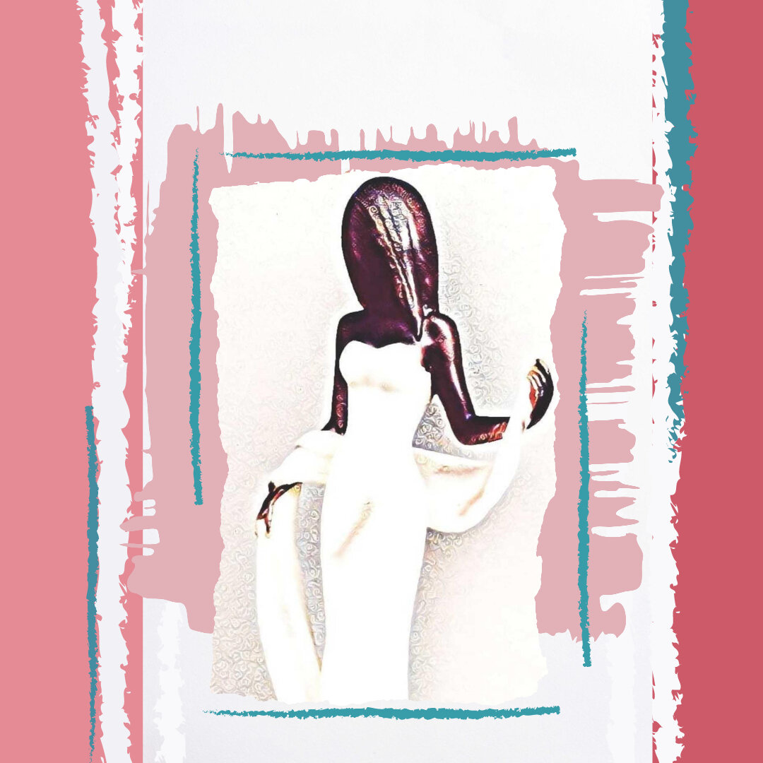 С течением времени, образ "настоящей женщины" меняется - в зависимости от потребностей общества. И, чтобы быть выбранными противоположным полом, девушки пытаются воспитать в себе те черты, которые считаются ценными. 
