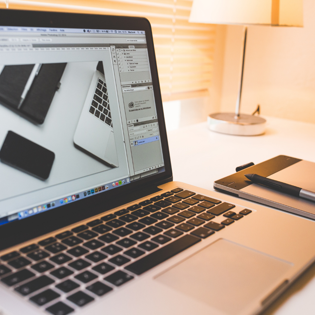 Накануне случился самый страшный сон тех, кто имеет коммерческий аккаунт в Инстаграм или закрытый аккаунт с он-лайн курсом. Все сервисы, принадлежащие компании Фейсбук перестали работать по всему миру. Продаж нет, в закрытых аккаунтах ученики не могут посмотреть уроки.
И в этом есть повод задуматься: а верно ли я поступаю, доверив свой бизнес только этой соцсети?
Знаете, в инвестициях есть такое понятие как диверсификация портфеля. Инвесторы говорят "не стоит класть все яйца в одну корзину". Иными словами в инвестиционном портфеле не должно быть явного перекоса какого-то из активов.
Потому как если такой актив будет падать в цене - то потянет вниз весь  портфеля ценных бумаг.
А это просто глупо. В этом случае вы полностью зависите от работы этой социальной сети. Но может произойти всё, что угодно и эти риски нужно просчитывать:
- глобальный сбой в сети
- блокировка аккаунта. Даже у крупных экспертов и блогеров-миллионников это случается.
- просто запрет на данную сеть (такой вариант тоже нельзя исключать)
И всё - у вас нет потока клиентов, а значит нет бизнеса. и начинается всё сначала.
В бизнесе нельзя надеяться только на один источник трафика клиентов. не станет источника - и нет бизнеса.
А ведь имея просто обычный сайт вы уже застрахованы от катаклизмов и сюрпризов социальных сетей. Поверьте люди не сидят в одном лишь Инстаграм. Вы упускаете возможность рассказать о себе и своем бизнесе другим.
Не упусти возможность расширить поток клиентов в свой бизнес уже сейчас - закажи сайт: http://site-nazakaz.ru
Подробно с расценками и портфолио можно ознакомиться на сайте 
Каждому клиенту высылаю подробную видео-инструкцию как вносить самостоятельно изменения нас сайт. И консультация по дальнейшему продвижению сайта.
Возможно уже сейчас ваши конкуренты заказывают сайт, пока вы думаете нужен он сайт или нет.