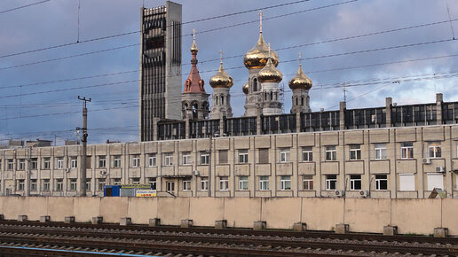 Из Москвы в Санкт-Петербург на 