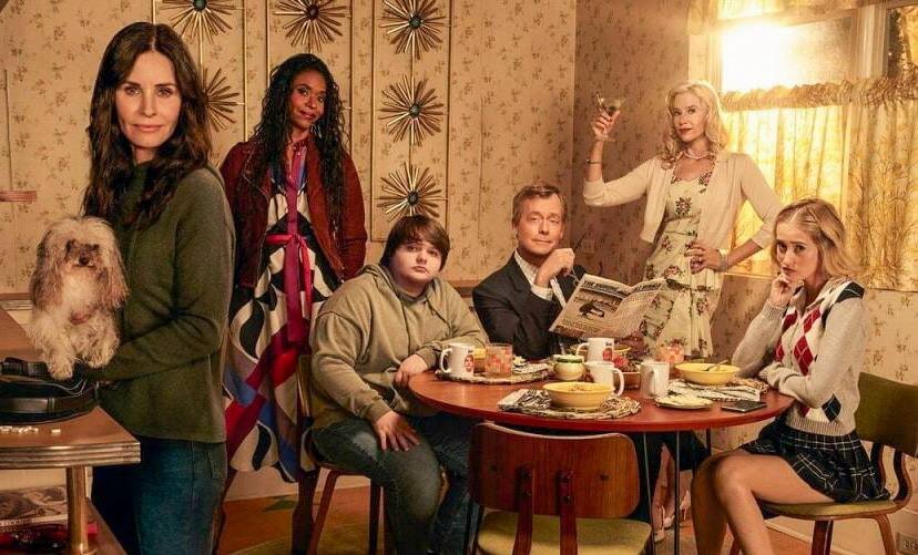 кадр из сериала "Сияющая долина"