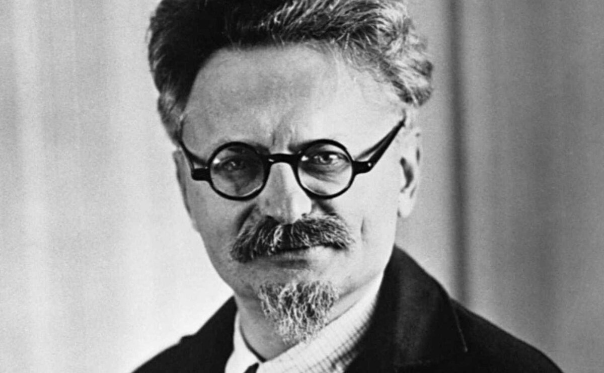 Лев Троцкий. Источник: Pinterest