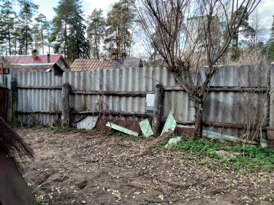 Стоковые фотографии по запросу Старый забор