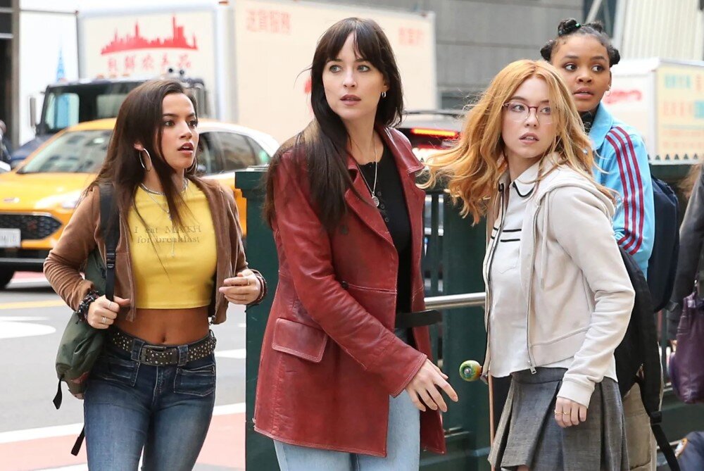     Кадр со съемок фильма «Мадам Паутина» (2024)