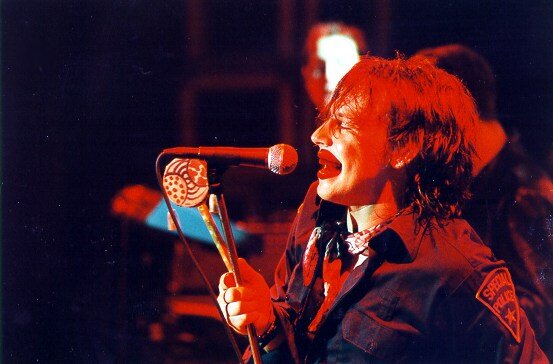 Мәскеу, "Гордунов" Мәдениет Үйі, 17 желтоқсан 1998 ж. Фото mumiytroll.com сайтынан алынған 