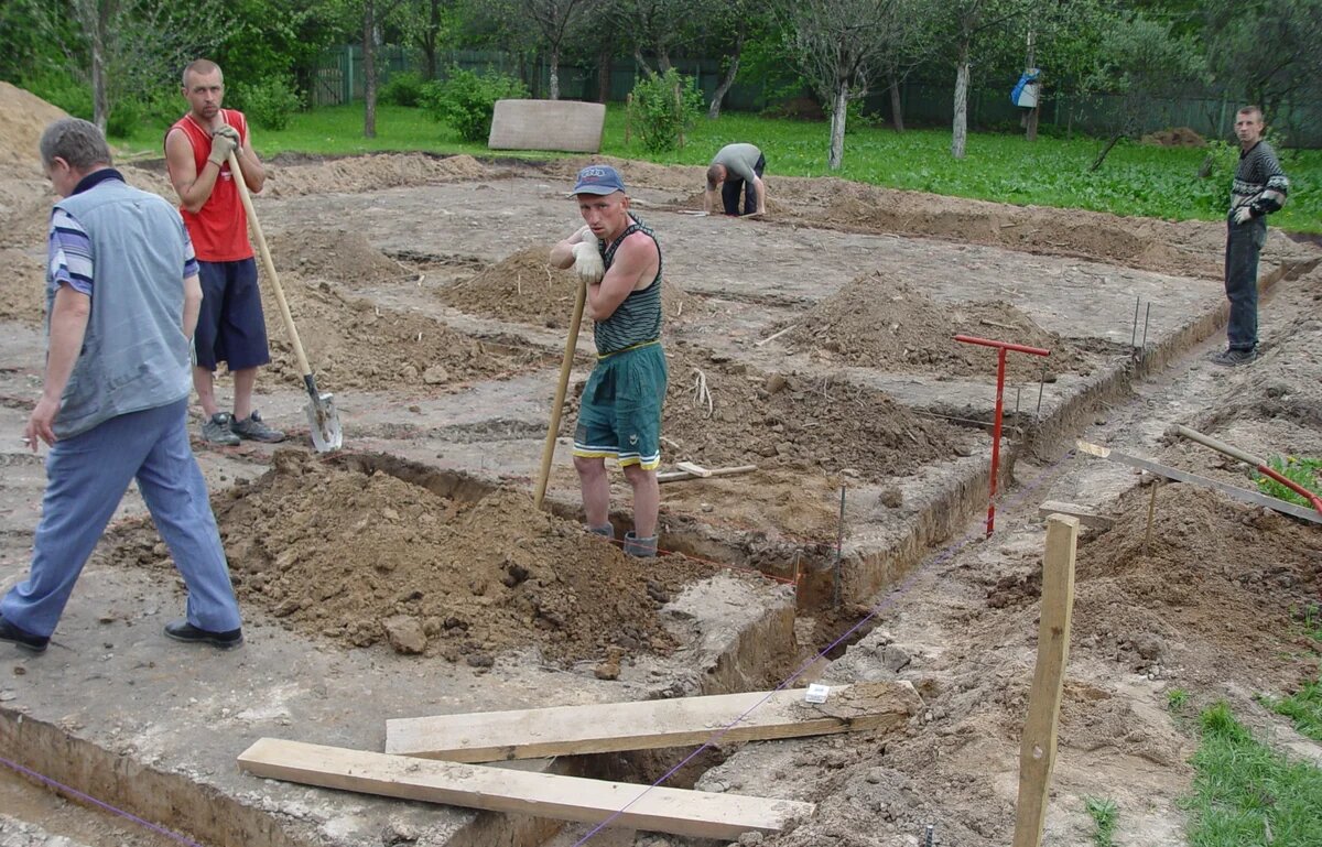 Ручные земляные работы.