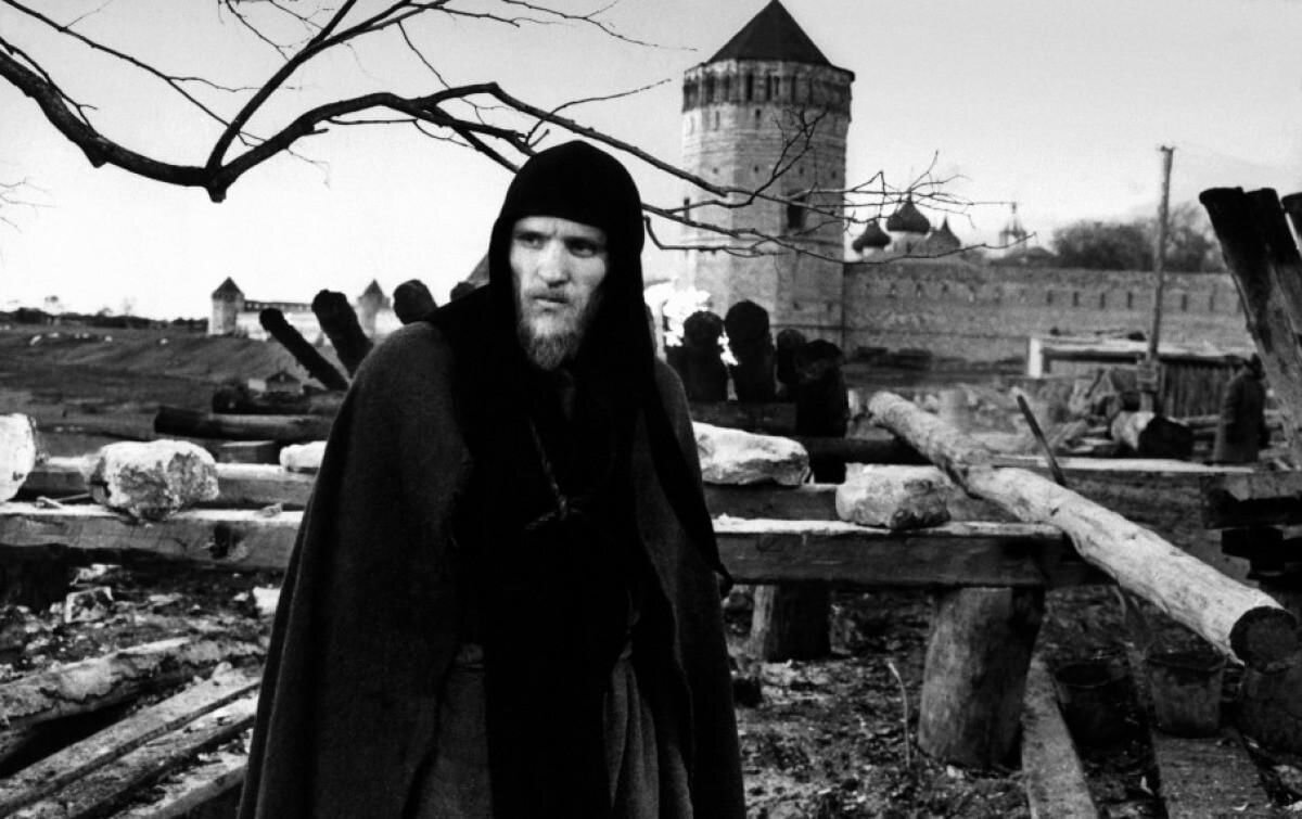 Кадр из фильма "Андрей Рублев (Андрей Тарковский, 1966)