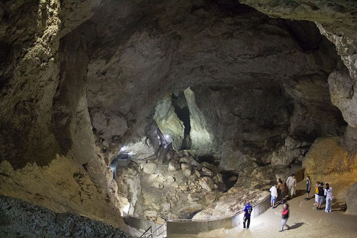 Дьявольское горло пещера Болгария