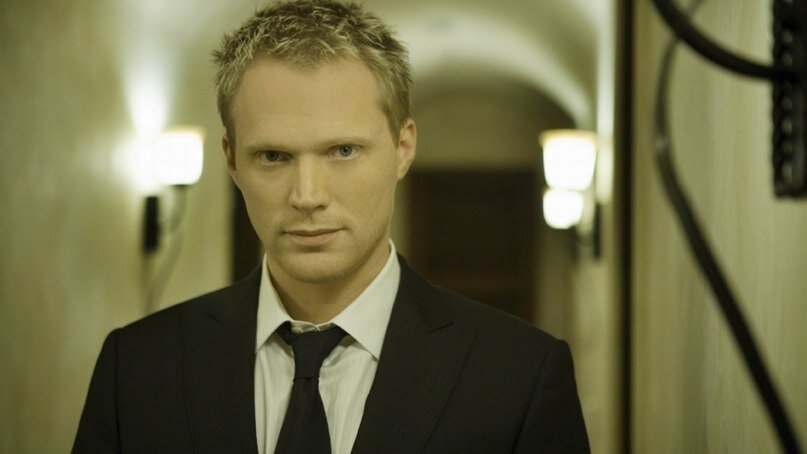 Это Пол Беттани. Мы будем про него шутить