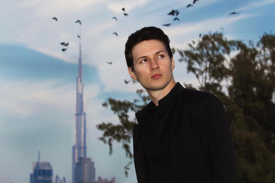 Основатель социальной сети «ВКонтакте» и Telegram Павел Дуров ранее неоднократно называл WhatsApp «вторичным» и выступал с резкой критикой в адрес создателей одного из самых популярных мобильных мессенджеров в мире.