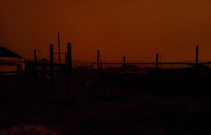 Говорят это день и без фотошопа.