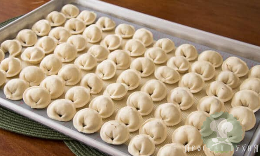 Пельмени на даче. Равиолло пельмени пельменьon с укропом 350 г. Пельмени мамин пельмень. Китайские пельмени. Пельмени 3 минуты.