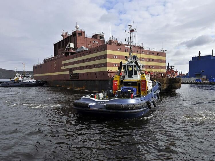 Фото: Лев ФедосеевПлавучая атомная электростанция «Академик Ломоносов».