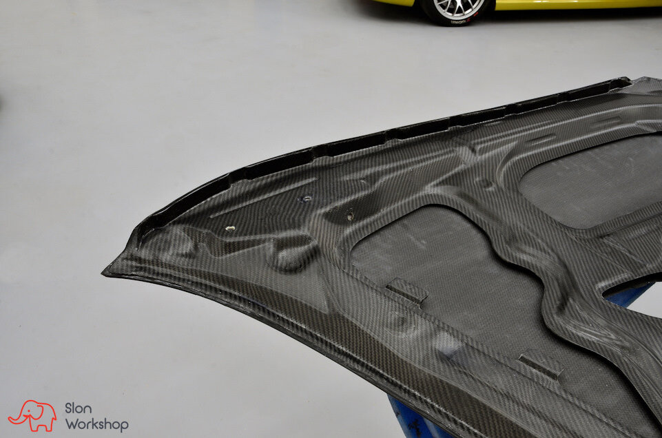 Усиленные места под крепление петель