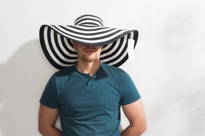 Иногда мы не замечаем огромного диссонанса в душе. Но такая позиция рано или поздно приведет к внутреннему кризису.