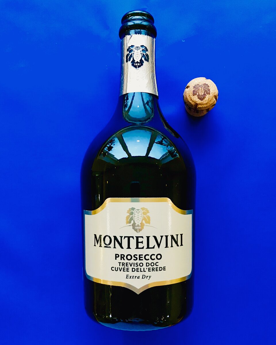 Просекко винлаб. Montelvini, "Cuvee dell'erede" Prosecco. Montelvini Prosecco Extra Dry. Вино игристое Монтельвини Просекко Тревизо Кюве дель Эреде. Монтельвини брют.