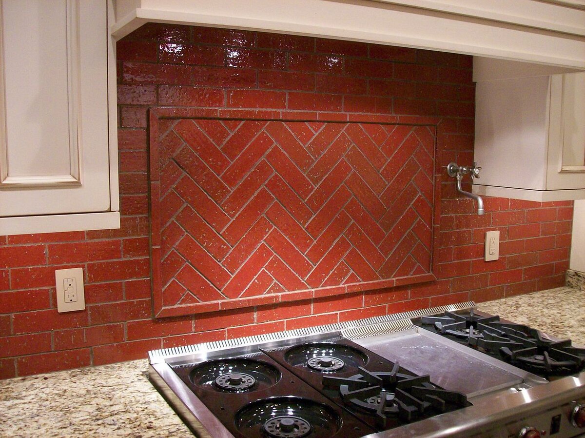 Изображение с http://dekorbrisk.ru