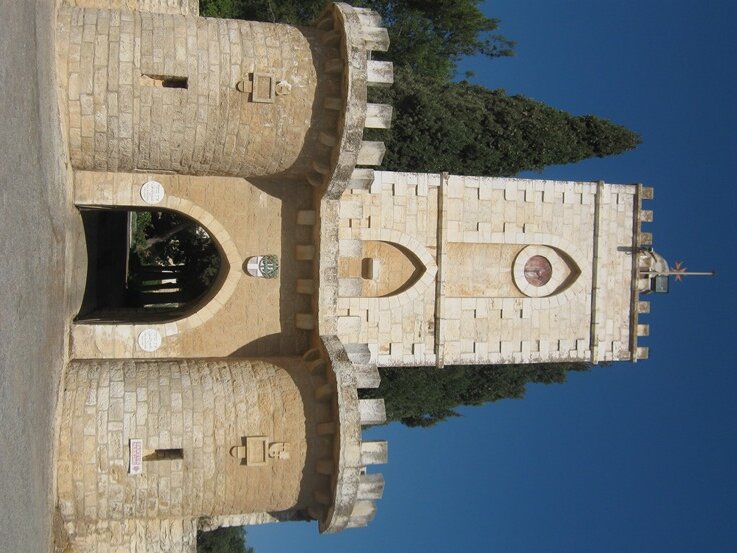 Башня Якова и Эфраты. Фото из интернета. 