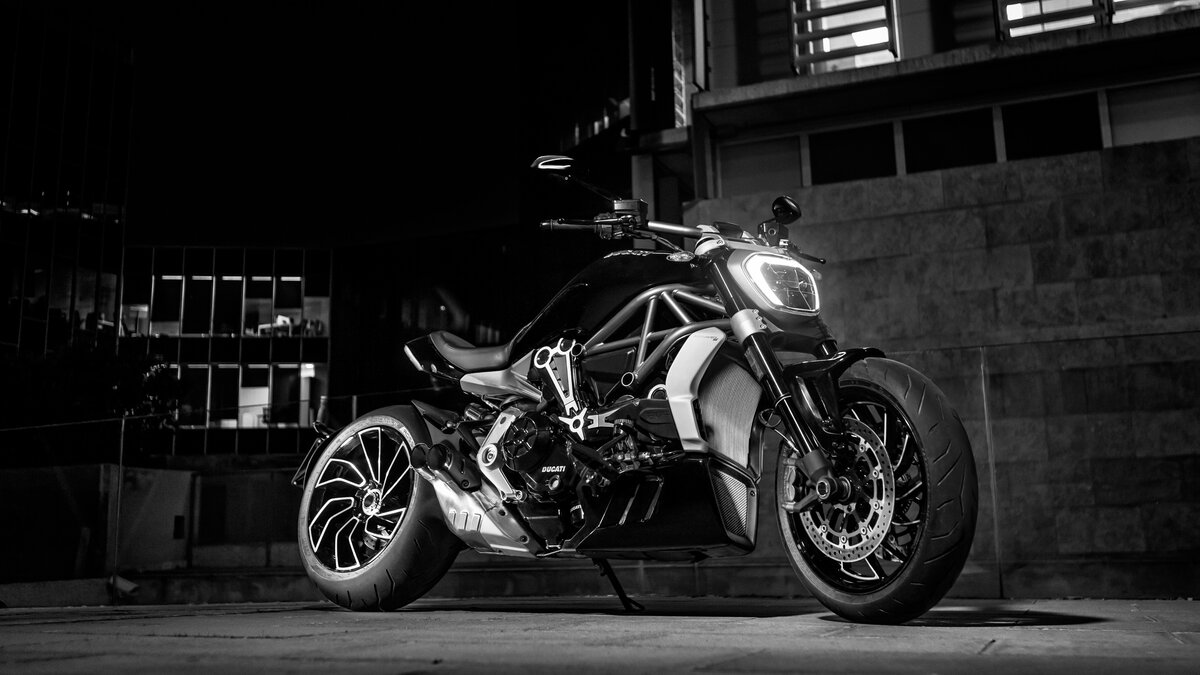 Пауэр-круизер Ducati XDiavel S 2019 модельного года