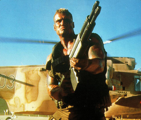 Сегодня, продолжая тему оружия в кино, я расскажу про оружие в боевике "Красный скорпион" 1988 года.