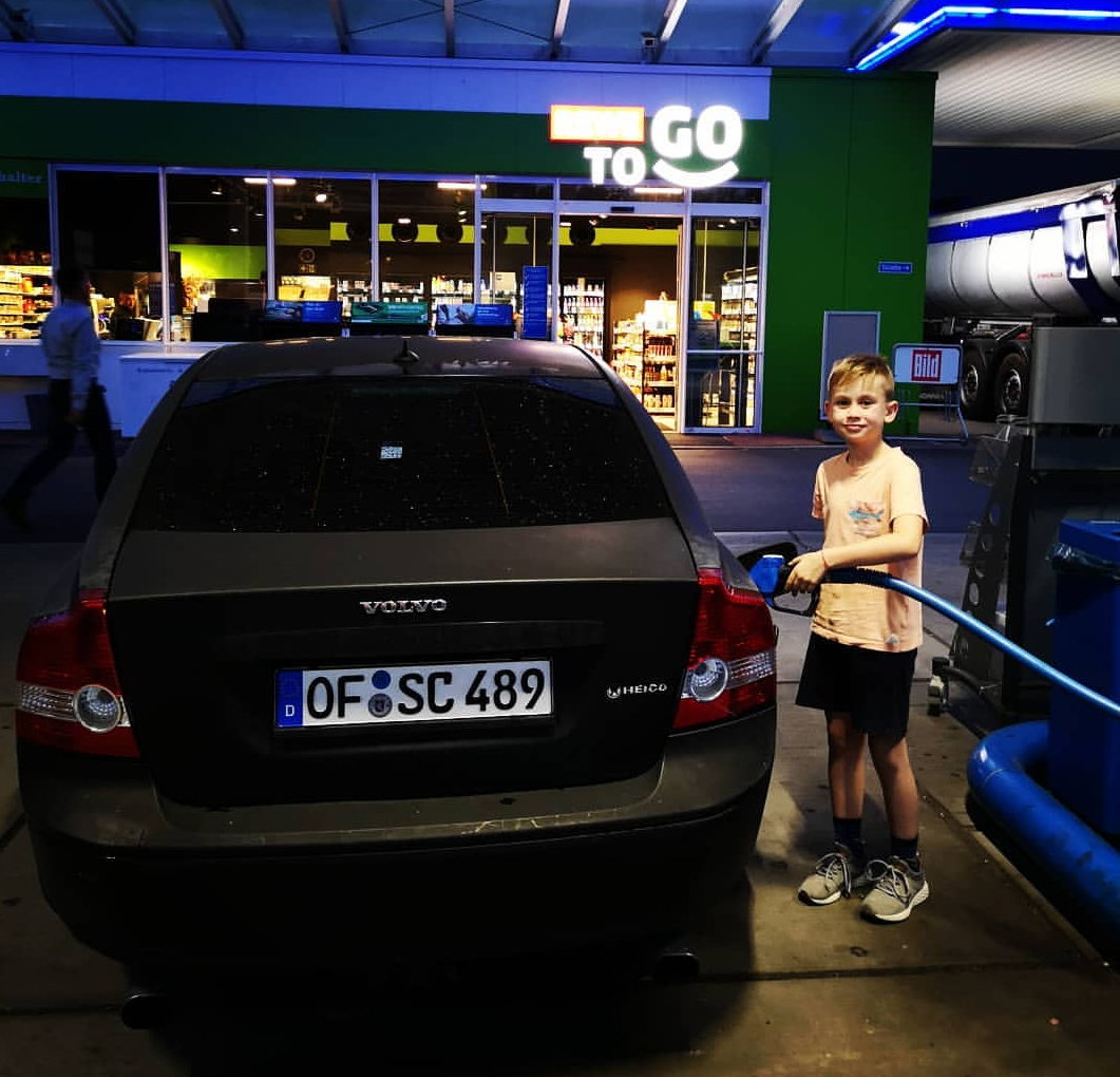 Мой сын, по дороге в Австрию. 