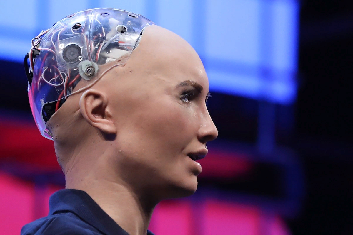 Самый умный робот с искусственным интеллектом. София hanson robotics. человекоподобный робот софия. робот гуманоид софия. робот софия дэвид хэнсон.