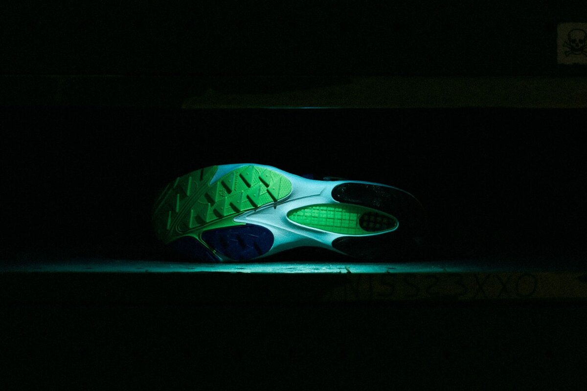 Bodega x Saucony Grid Azura 2000