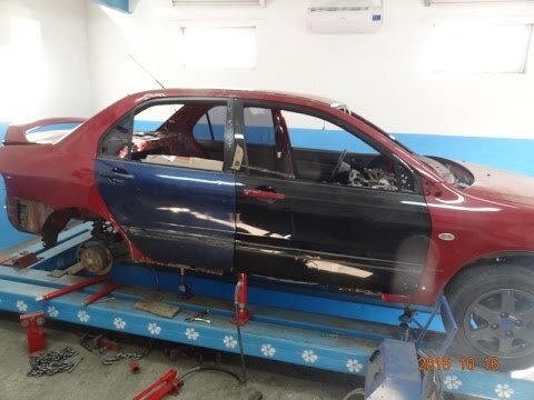 везде был подобный автохлам ( фото из интернета для примера).