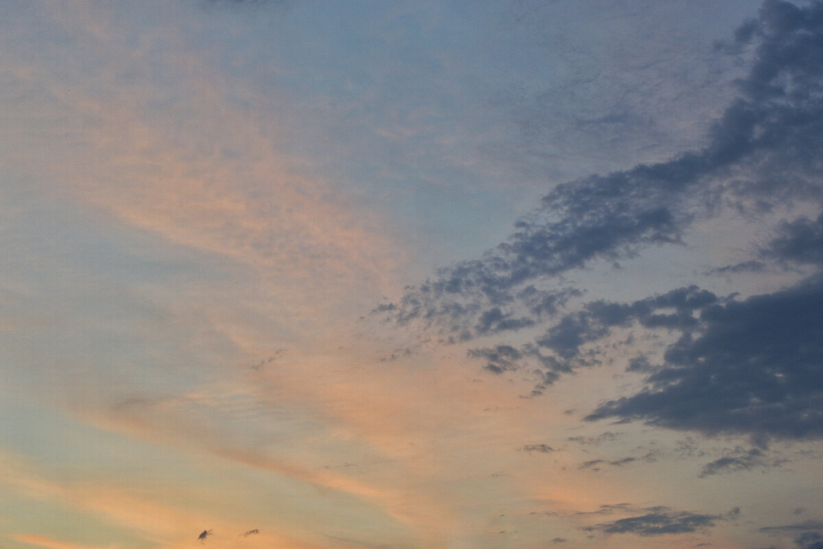 Прекрасное небо вчерашнего вечера