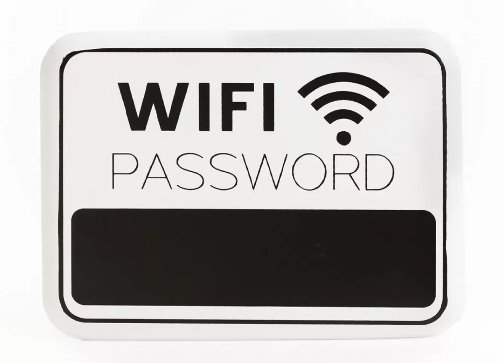 Пароли от любых вай фай. Табличка "Wi-Fi". Табличка WIFI С паролем. Наклейка "Wi-Fi". Есть вай фай табличка.