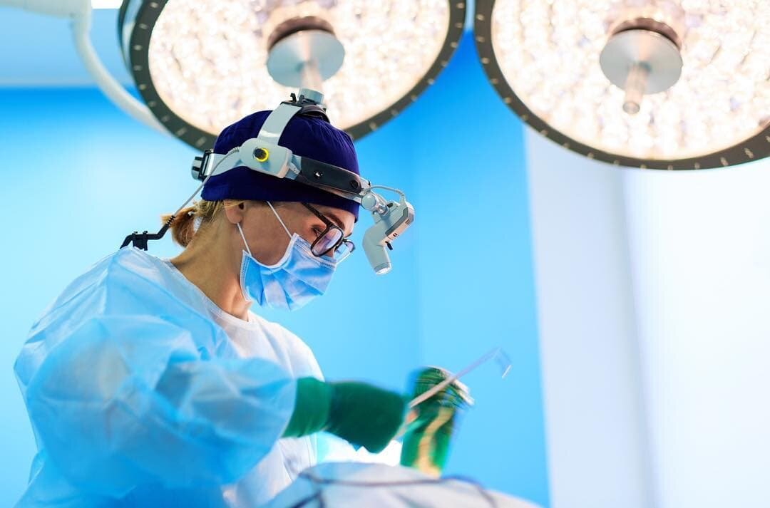 Амина Кибишева. Пластический хирург, к.м.н.