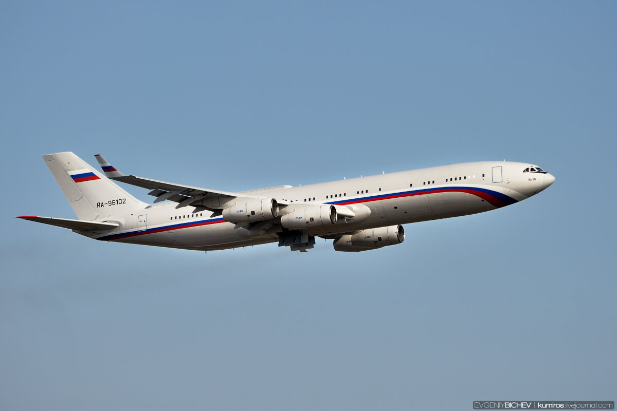 Полет ил 96 400м. Ил-96-400м. Ил 96 400. Ил 96 400 т Аэрофлот. Ил 96 Воронеж.