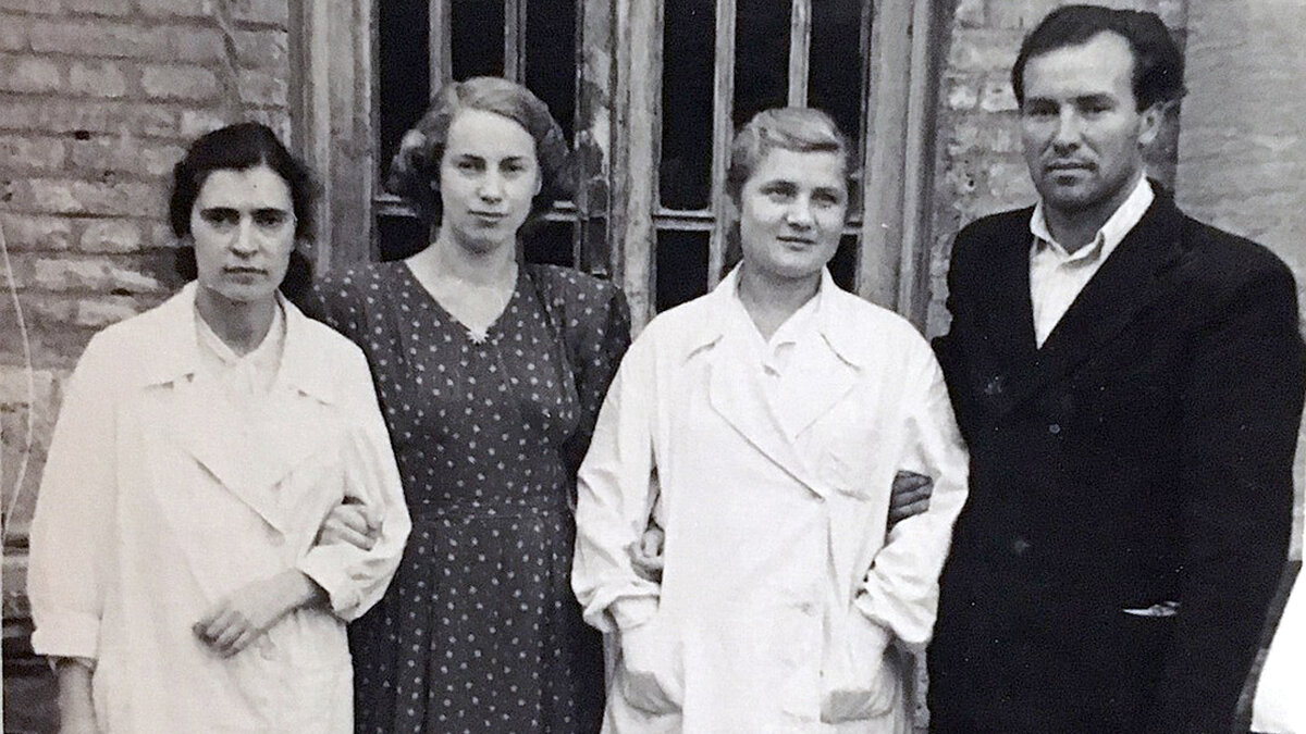 Семён Золотарев, 1952 год.