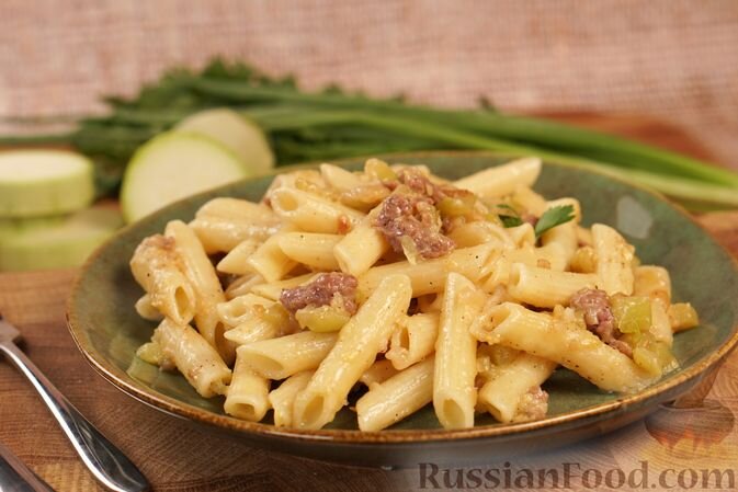 Макаронная запеканка с мясом