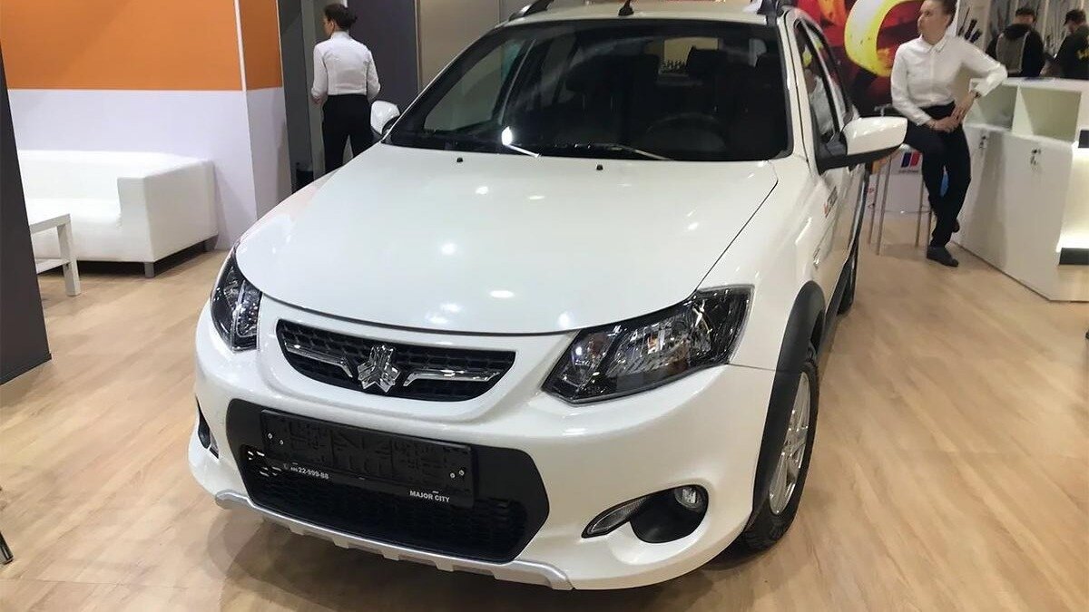     Иранская SAIPA опубликовала фотографии новых автомобилей, которые выпустят для российского рынка, а также назвала их цену. Она будет начинаться от 1,22 миллиона рублей.