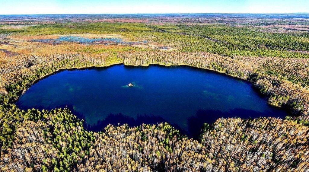 «Ядерное» озеро. Фото: pulse.mail.ru