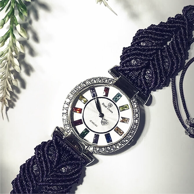    Ремешок для часов в технике макраме   
Источник: Скриншот из видео