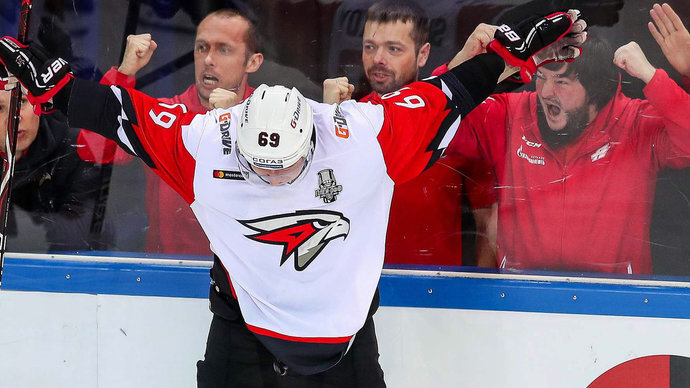 Сергей Шумаков только начинает "взлетать", лучшее - впереди.