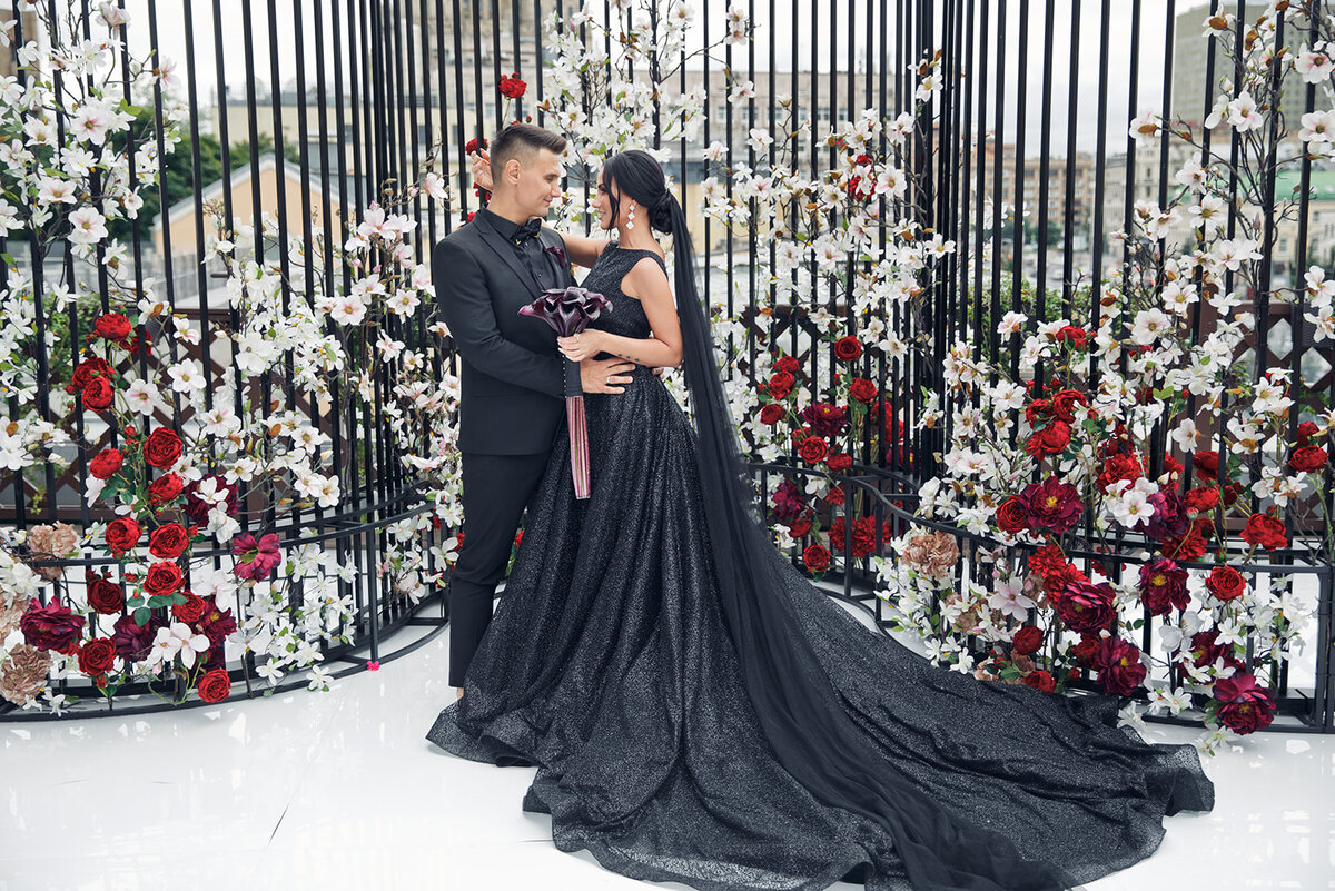 Марция pewdiepie. Свадьба дарьи клюкиной и владимира чопова. Свадьба лены шейдлиной. 4 свадьбы образы невест. Свадьба блоггеров.