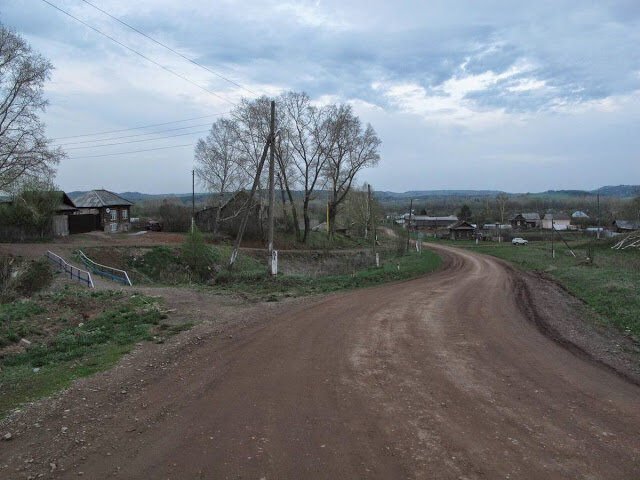 Село крылово пермского края. Крылово Осинский район Пермский край. Село Крылово Осинский район. Деревня Крылово Пермский край. Село Комарово Осинский район Пермский край.