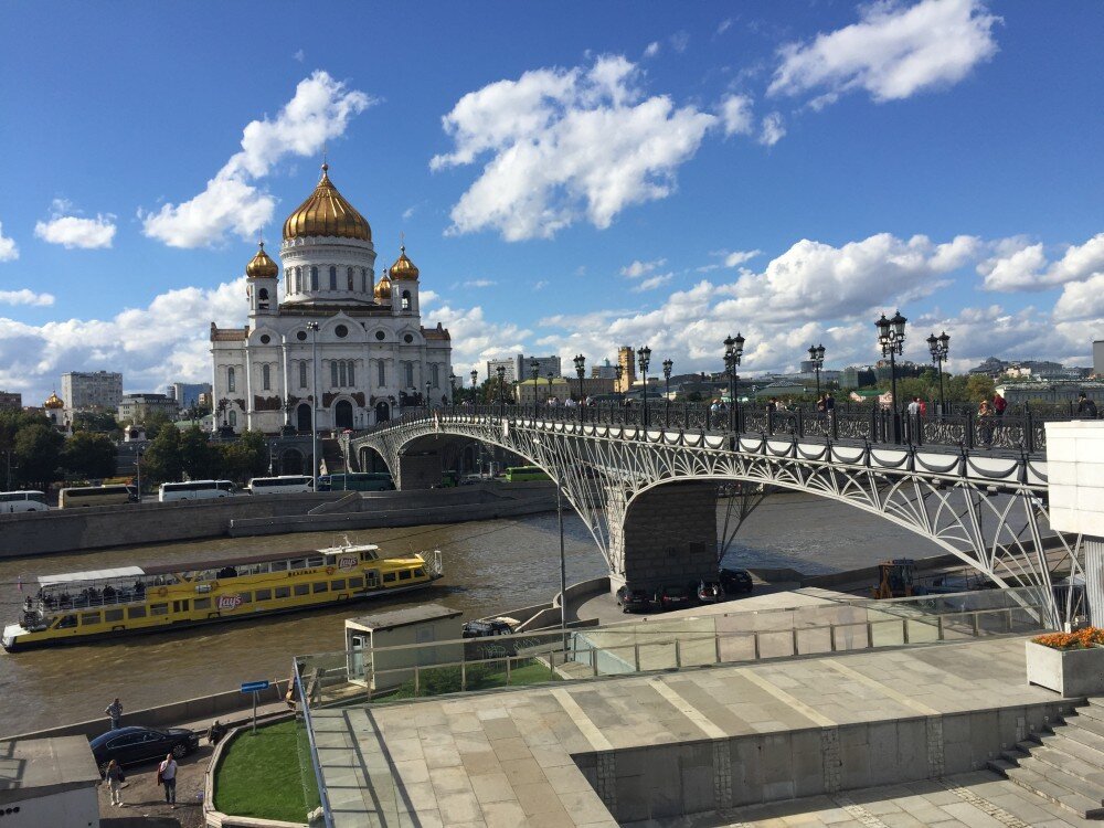 На патриаршем мосту фото